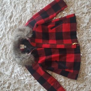 Girls Old Navy buffalo plaid coat.